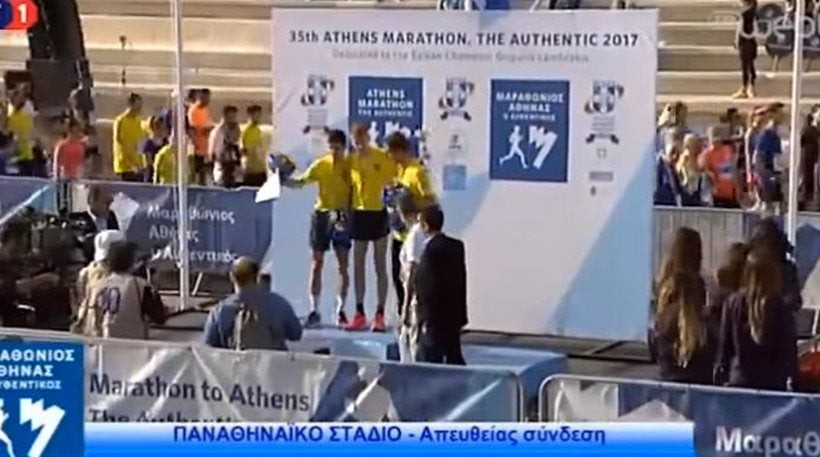 Τί άλλο θα ακούσουμε; Τράβηξαν καζανάκι την ώρα της μετάδοσης του Μαραθωνίου στην ΕΡΤ (βίντεο)